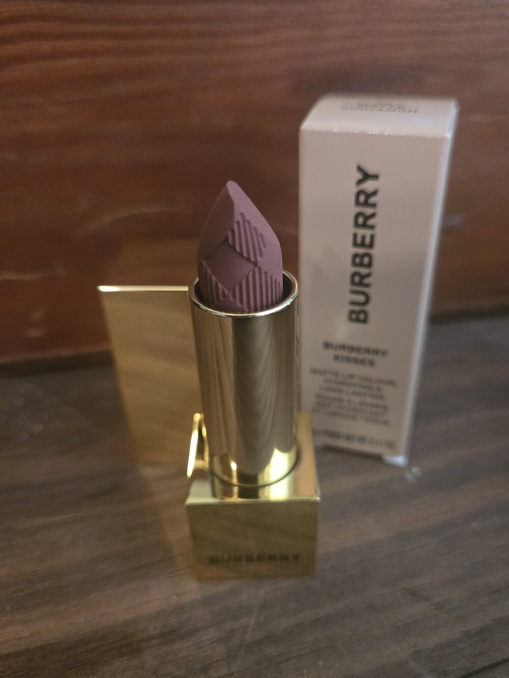 Burberry Kisses Matte Lipstick - 90Matte Cinnamon